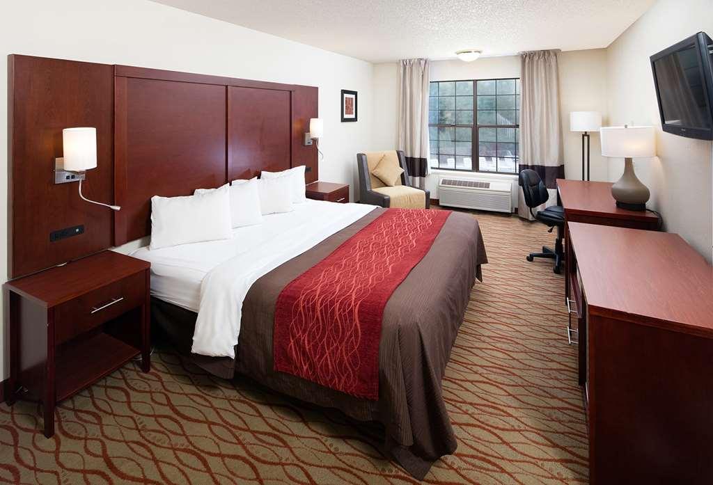 Red Lion Inn & Suites Auburn Habitación foto